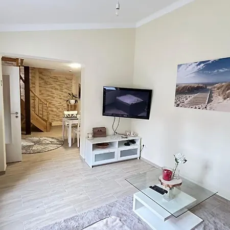 Am Trollmoench Feriehus