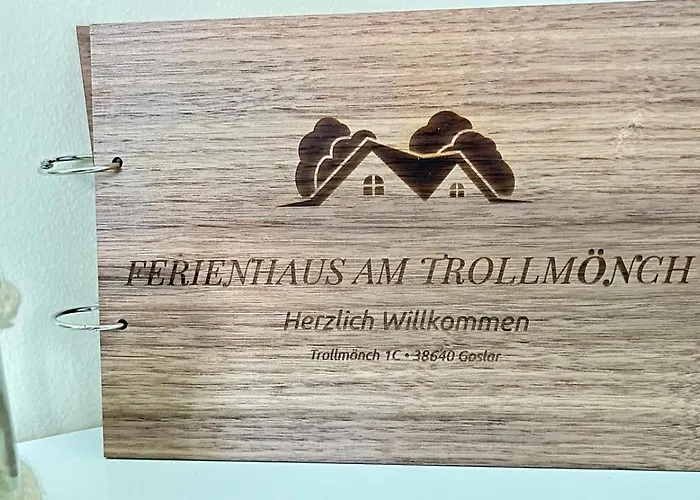 Am Trollmoench Feriehus *