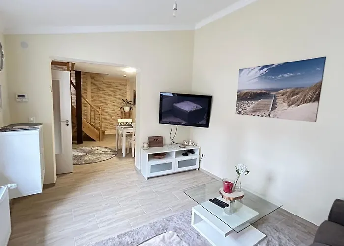 Am Trollmoench Feriehus